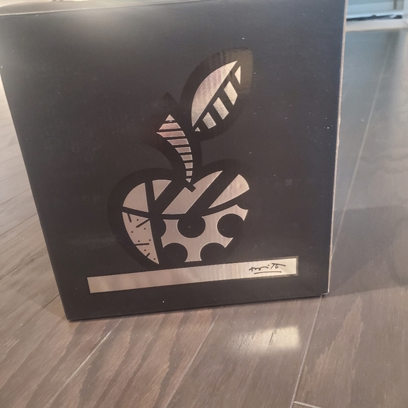 Romero Britto fine art ELECTROPLATED APPLE - MIXED MEDIA ORIGINAL SCULPTURE SERI - Picture 5 of 8